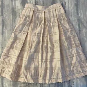 Forever 21 contemporary pale pink skirt. size XS